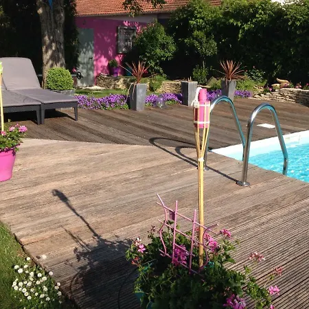 Studio-piscine Maclado De Standing A 7km De Paris * Thiais